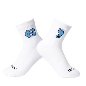NWT del campo UNC Men’s Golf Socks